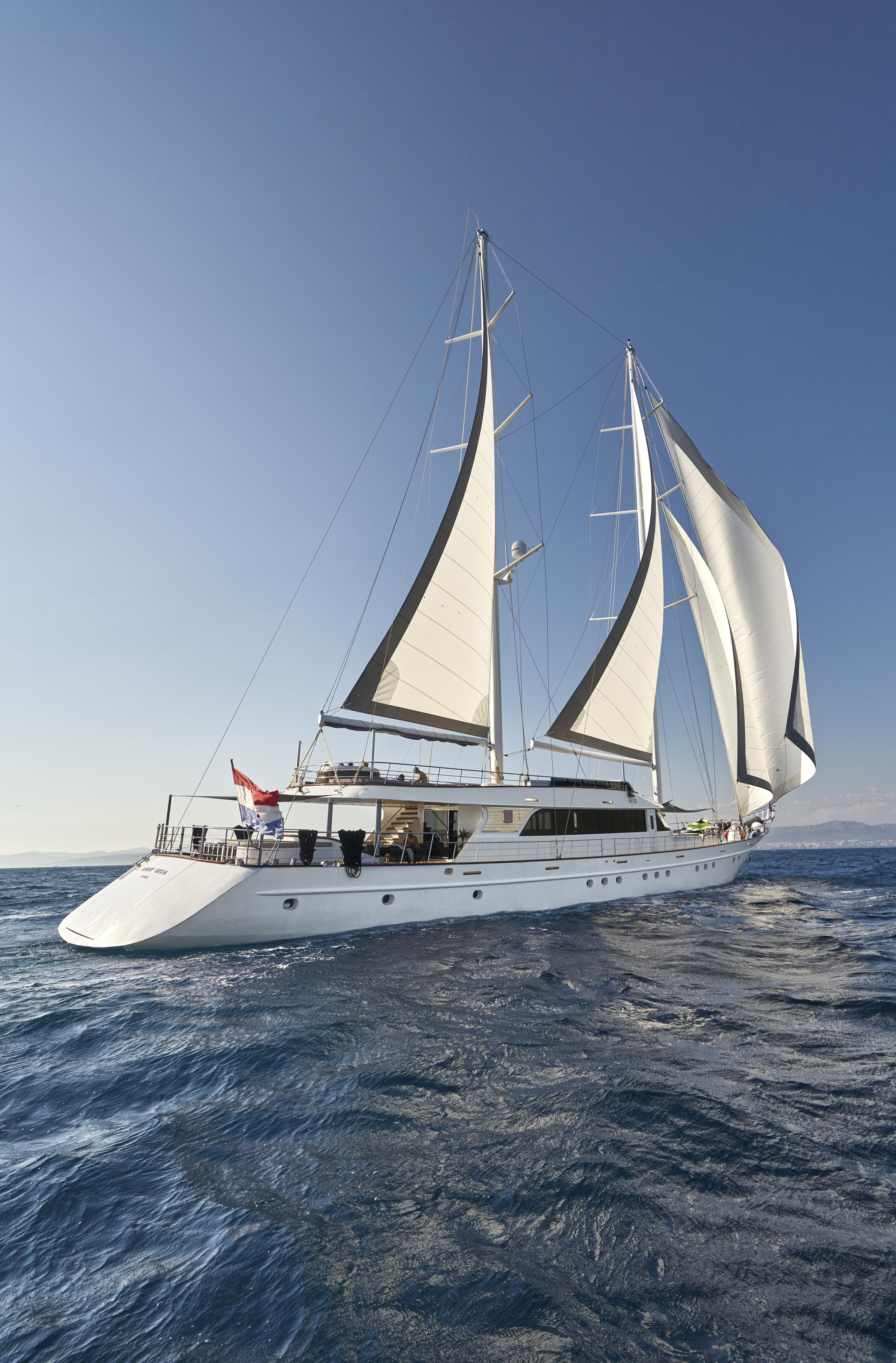 Luxury motor sailer — photo 22