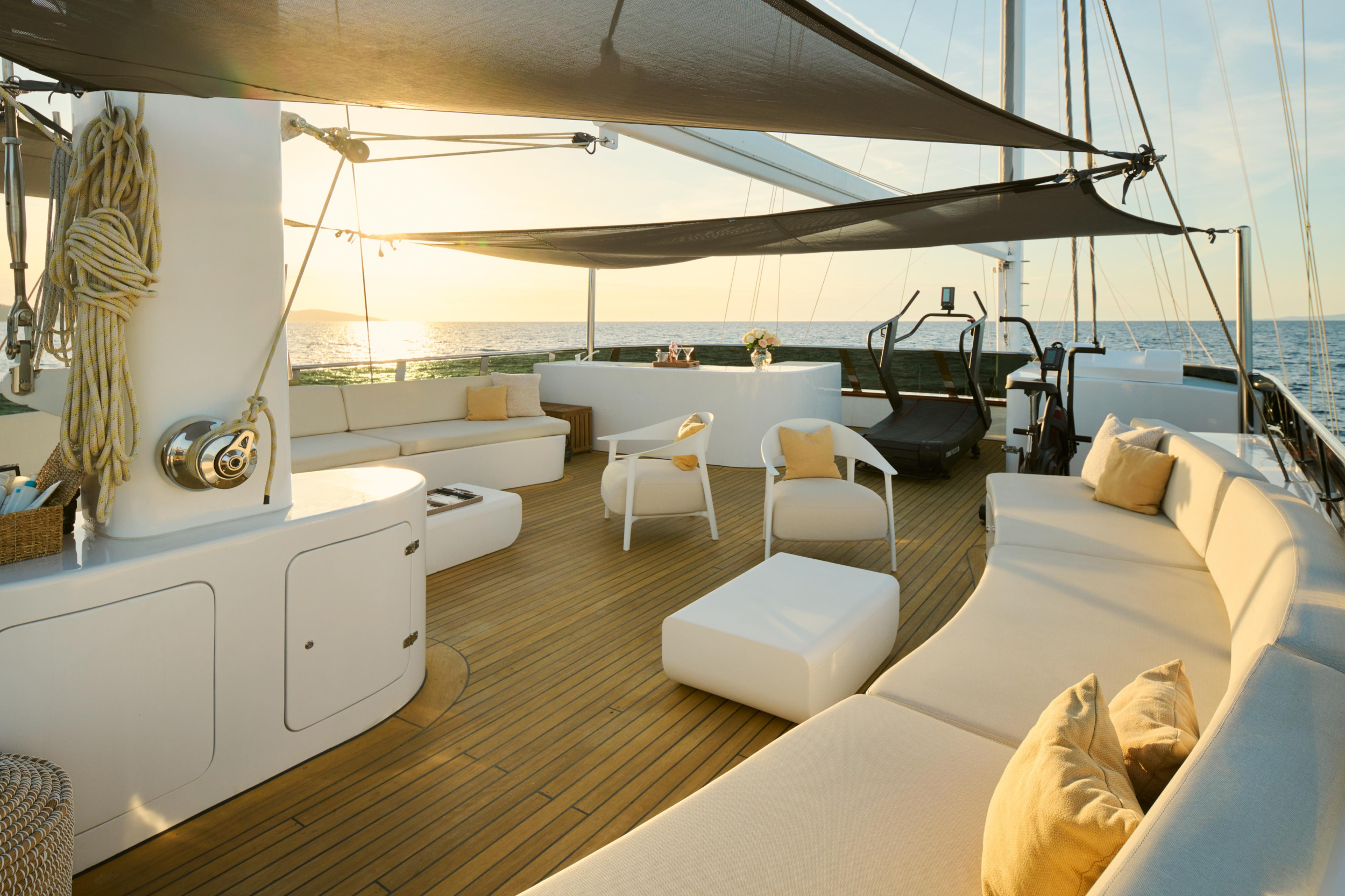 Luxury motor sailer — photo 11