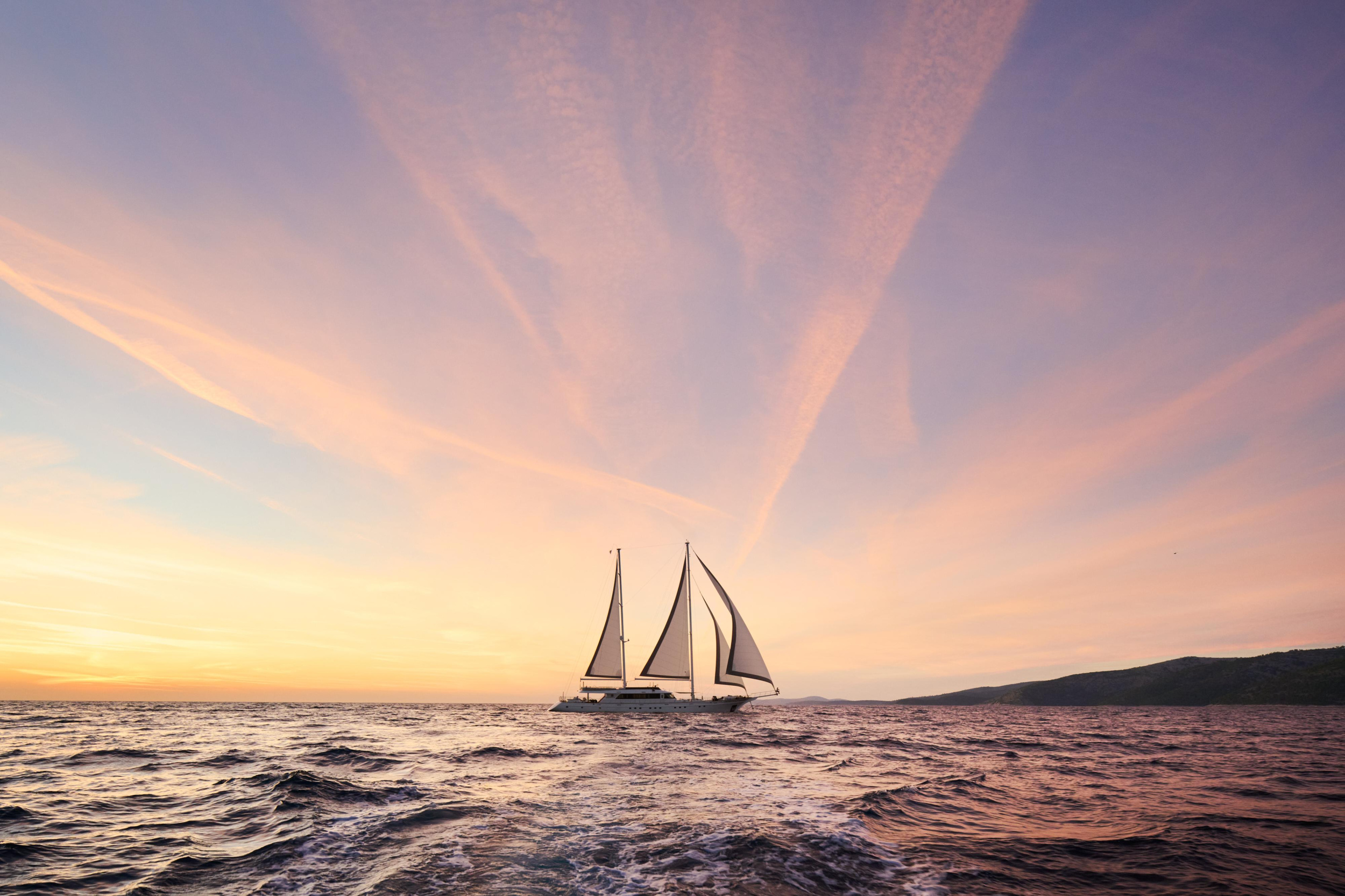 Luxury motor sailer — photo 31