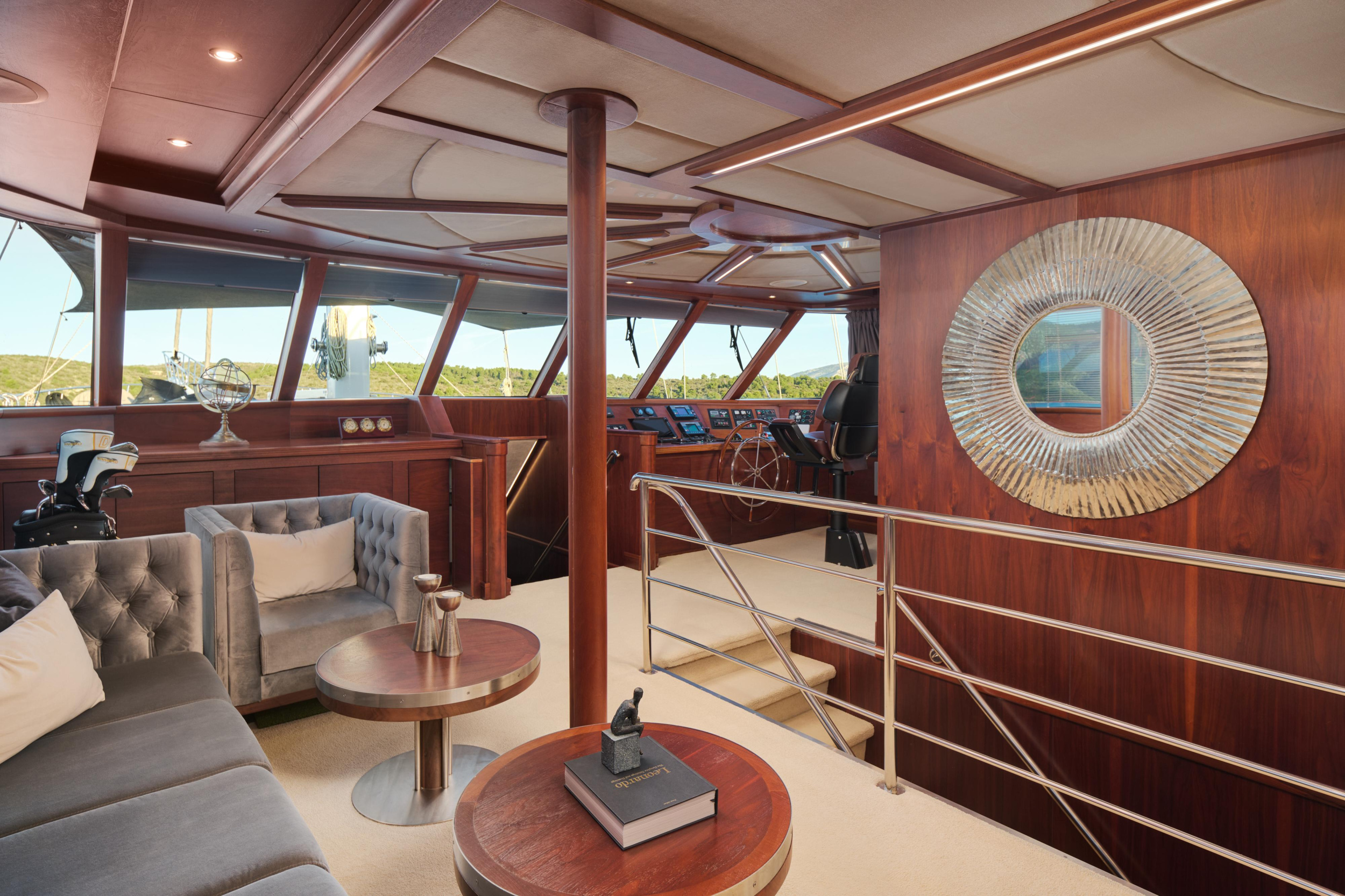 Luxury motor sailer — photo 4