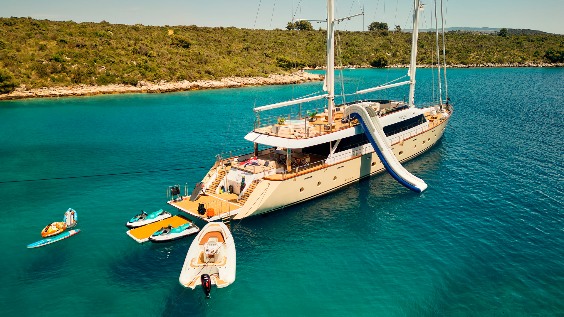 Luxury Motor Sailer M — photo 47