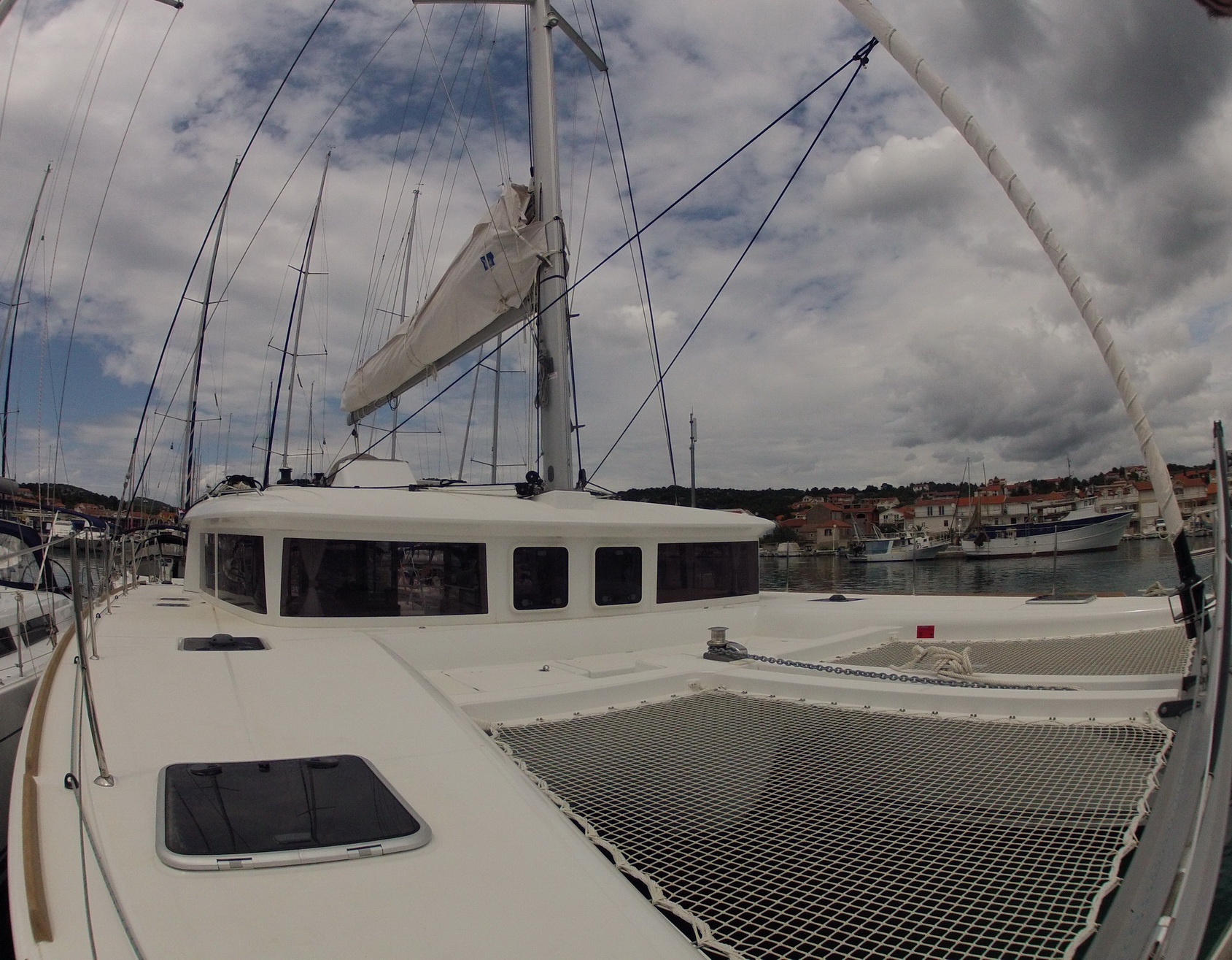Lagoon 450 — photo 5