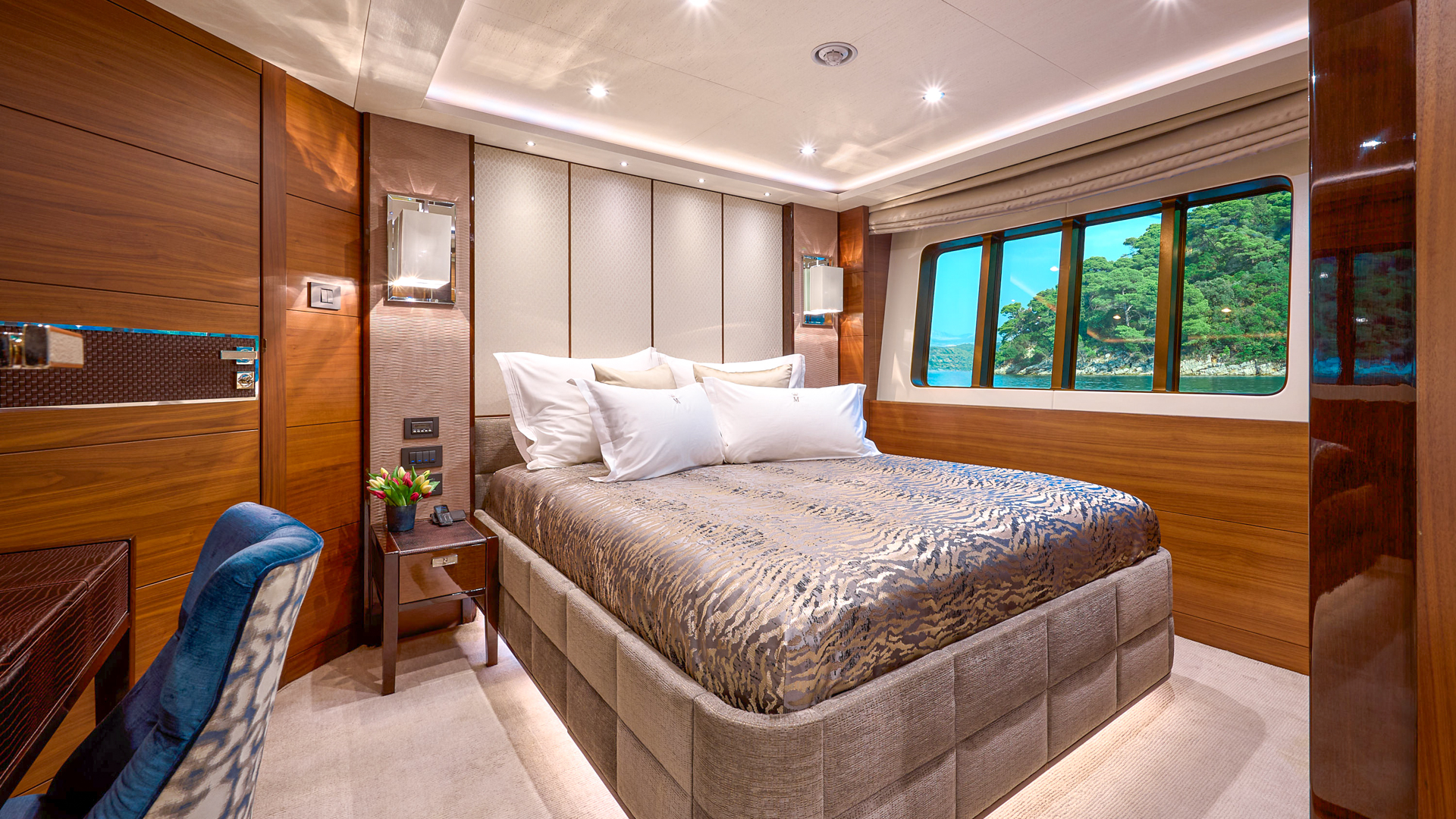 Princess 40m — photo 35