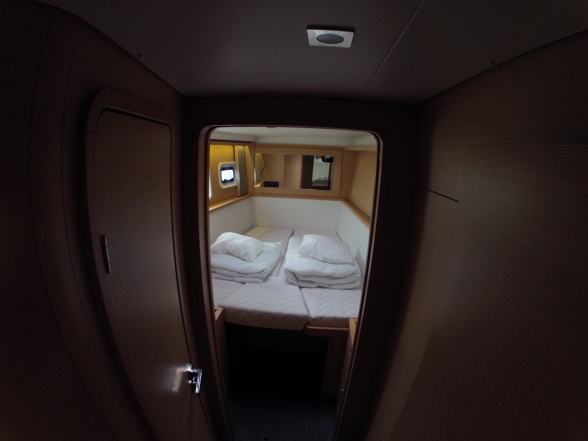 Lagoon 450 — photo 25
