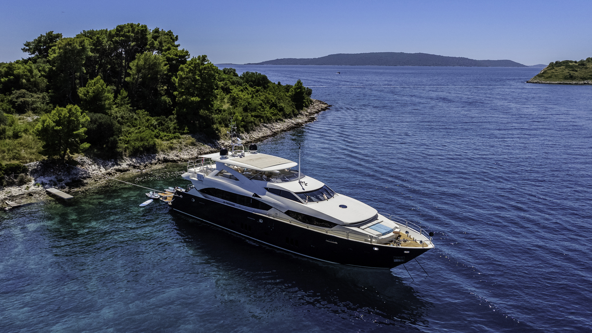 Sunseeker Yacht 34M — photo 20