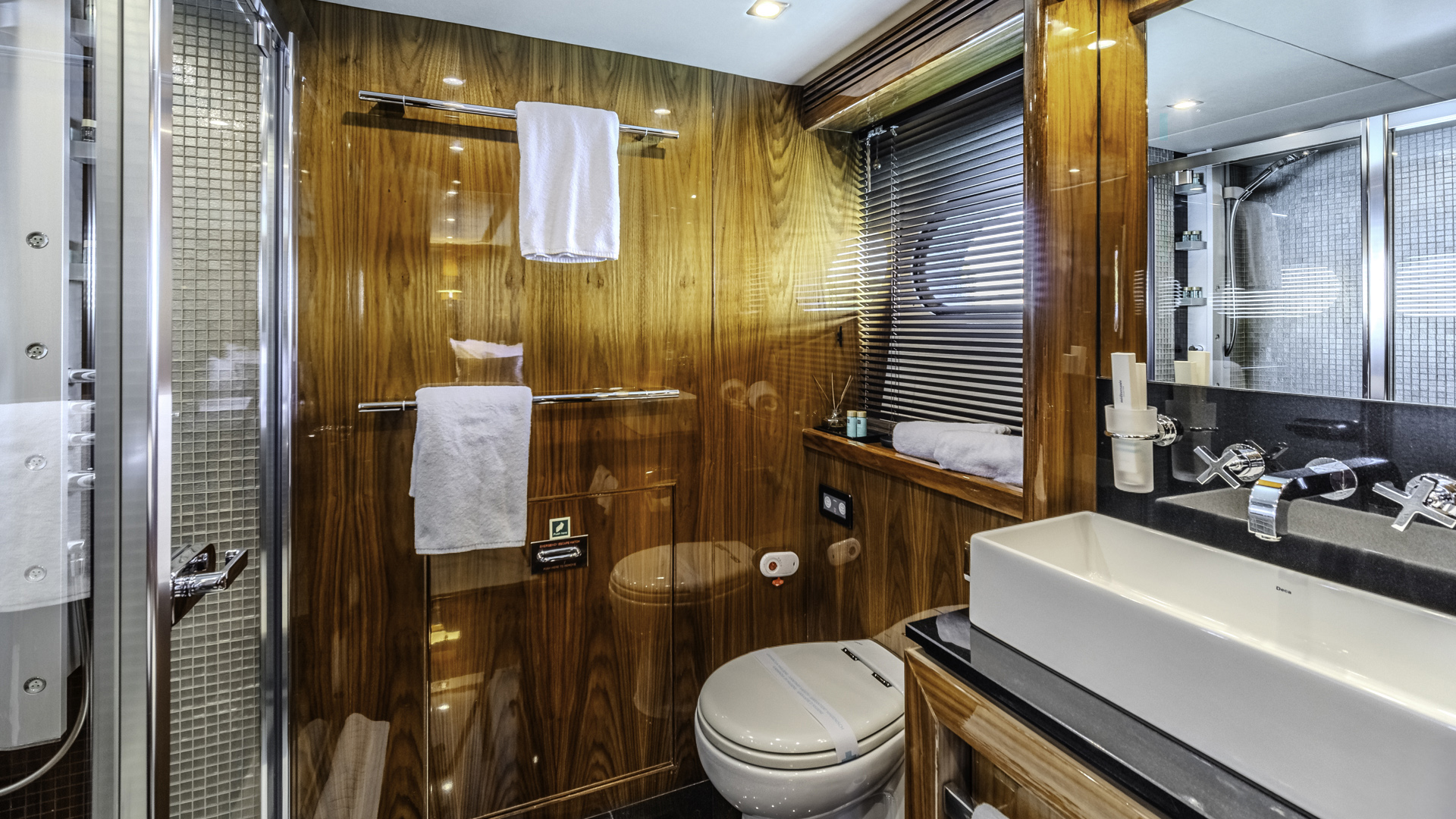 Sunseeker Yacht 34M — photo 29