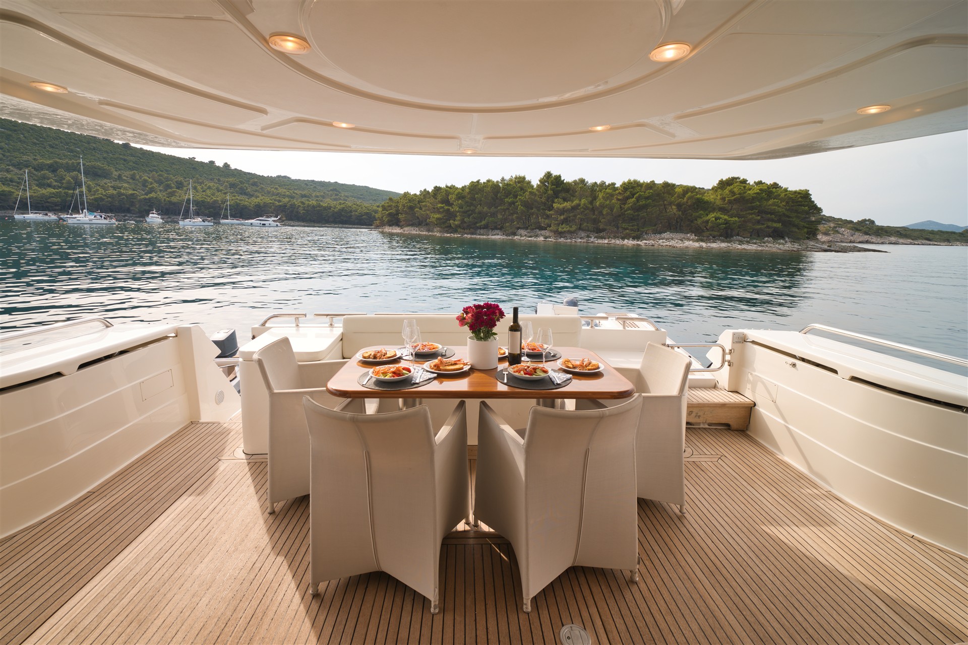 Ferretti 681 — photo 22