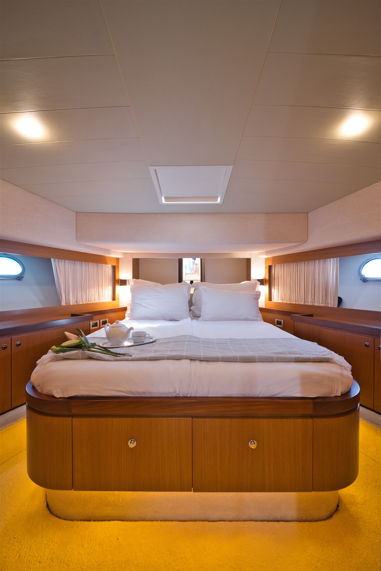 Ferretti 681 — photo 8