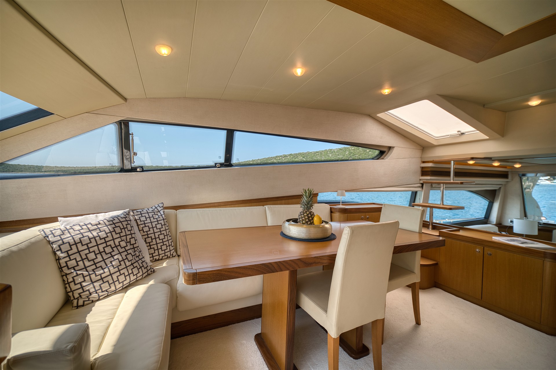 Ferretti 681 — photo 6