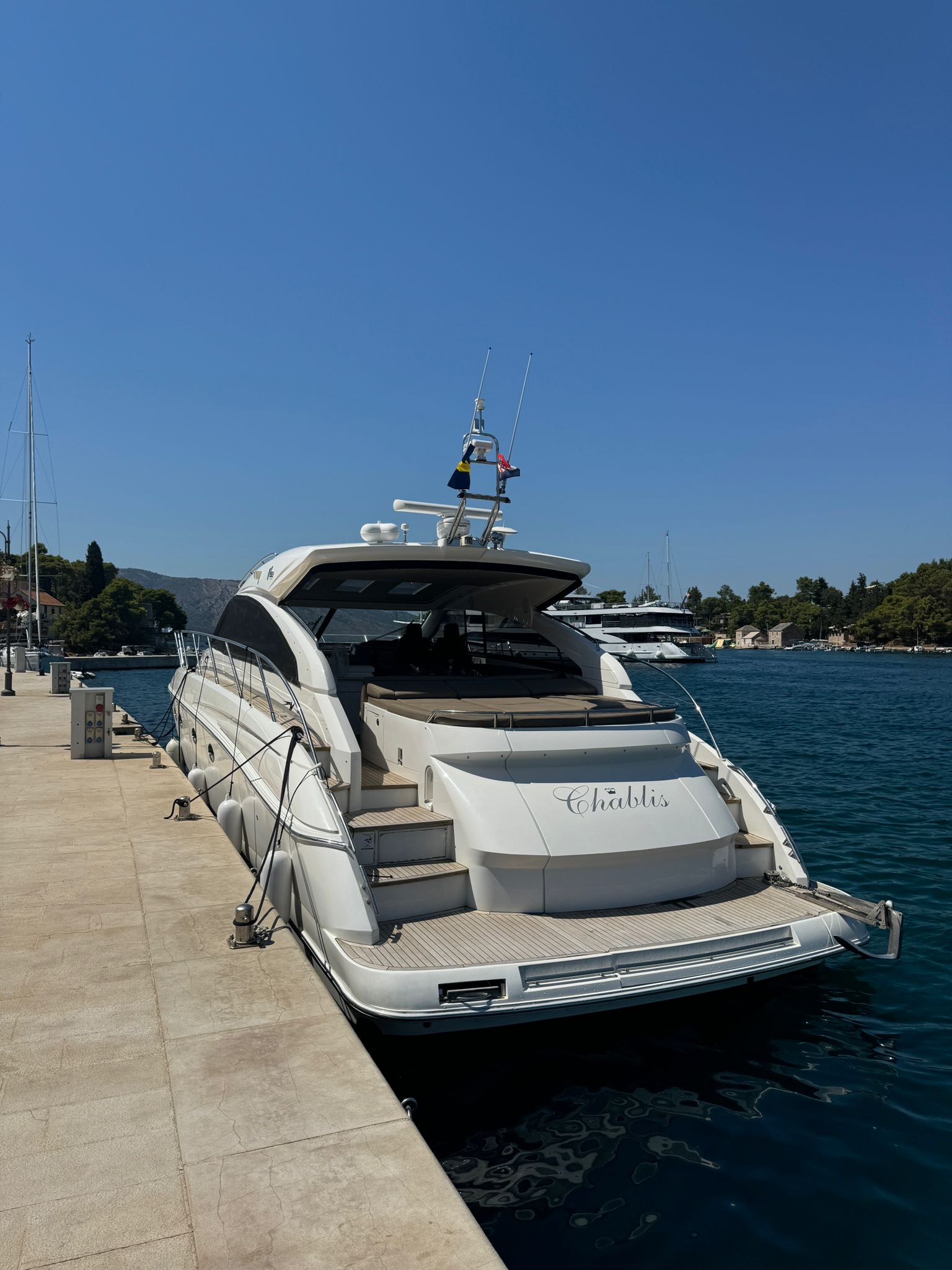 Princess V53 — photo 17