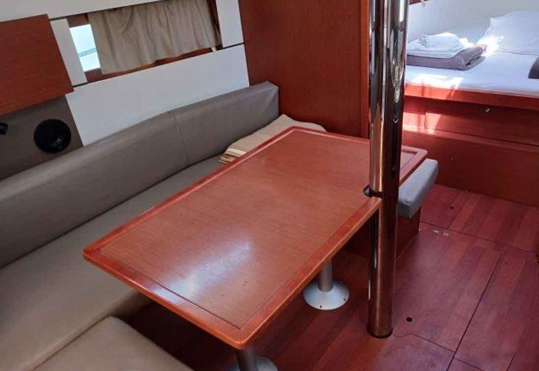 Oceanis 38.1 — photo 12
