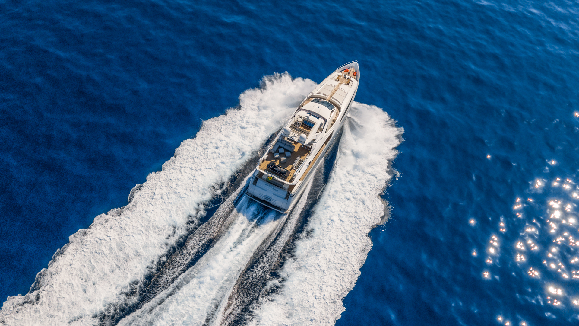Motoryacht P — photo 12