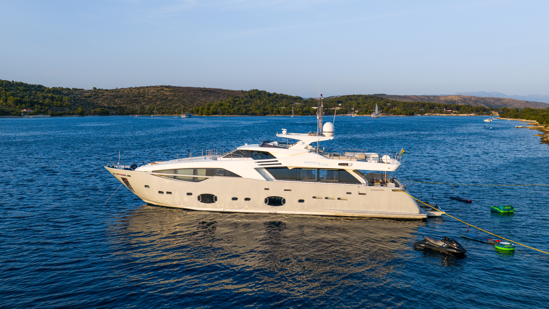 Motoryacht P — photo 34