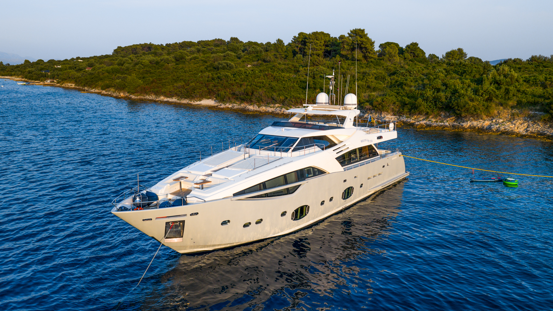 Motoryacht P — photo 19