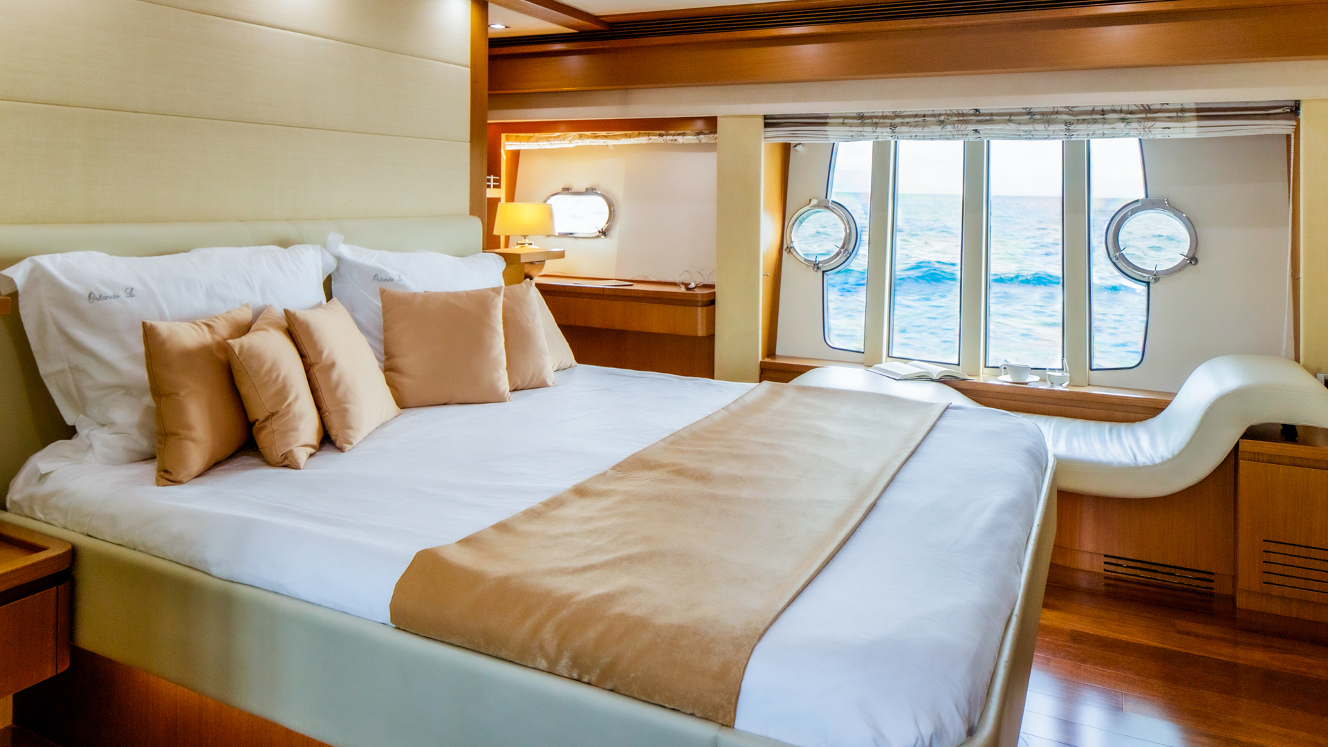 Ferretti 780 — photo 20