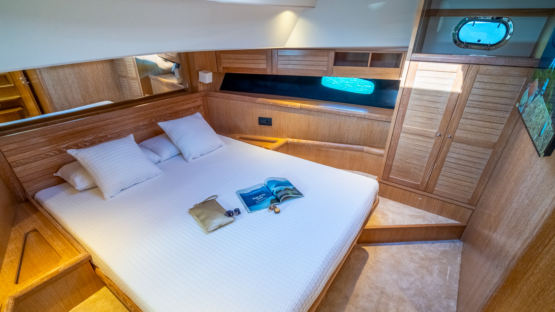 Motoryacht C9 — photo 9