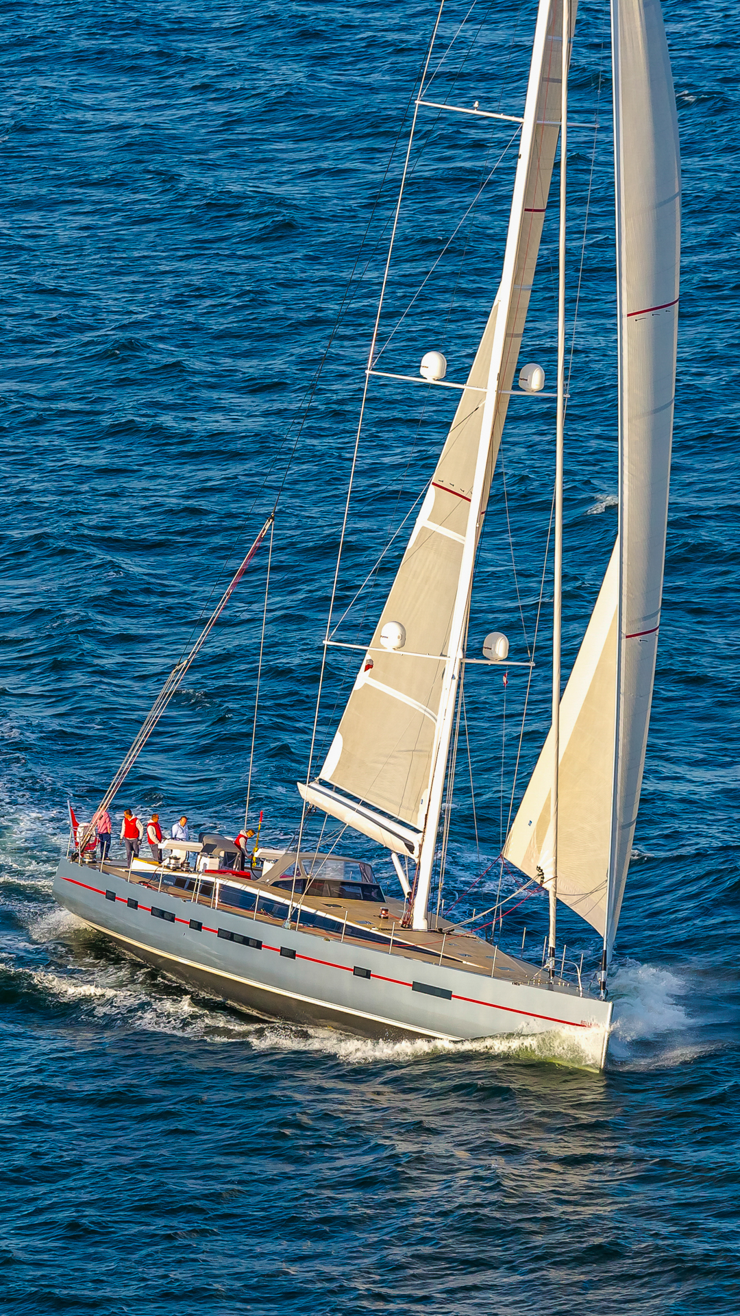 Sail boat — photo 8