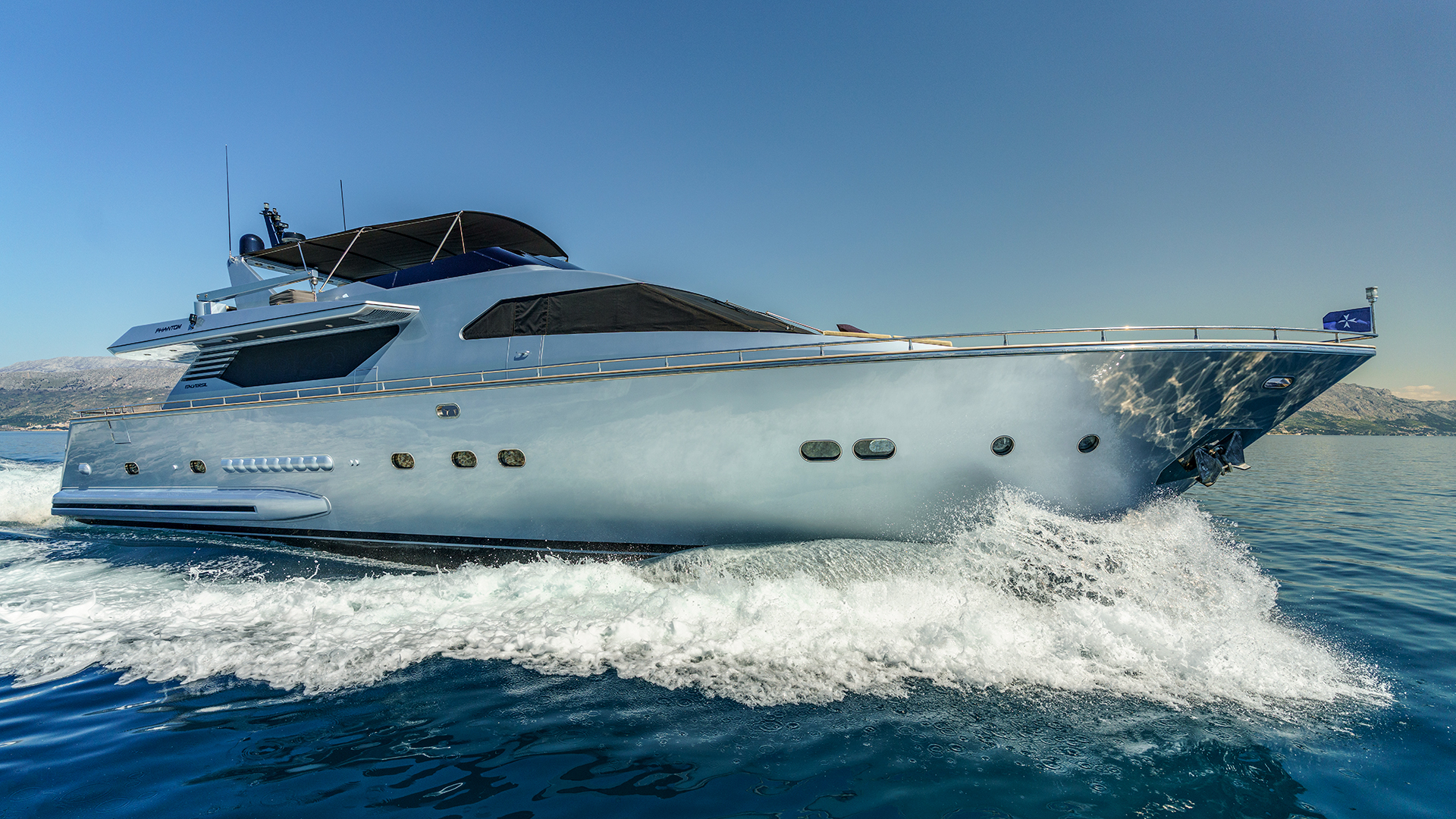 Motoryacht P — photo 38