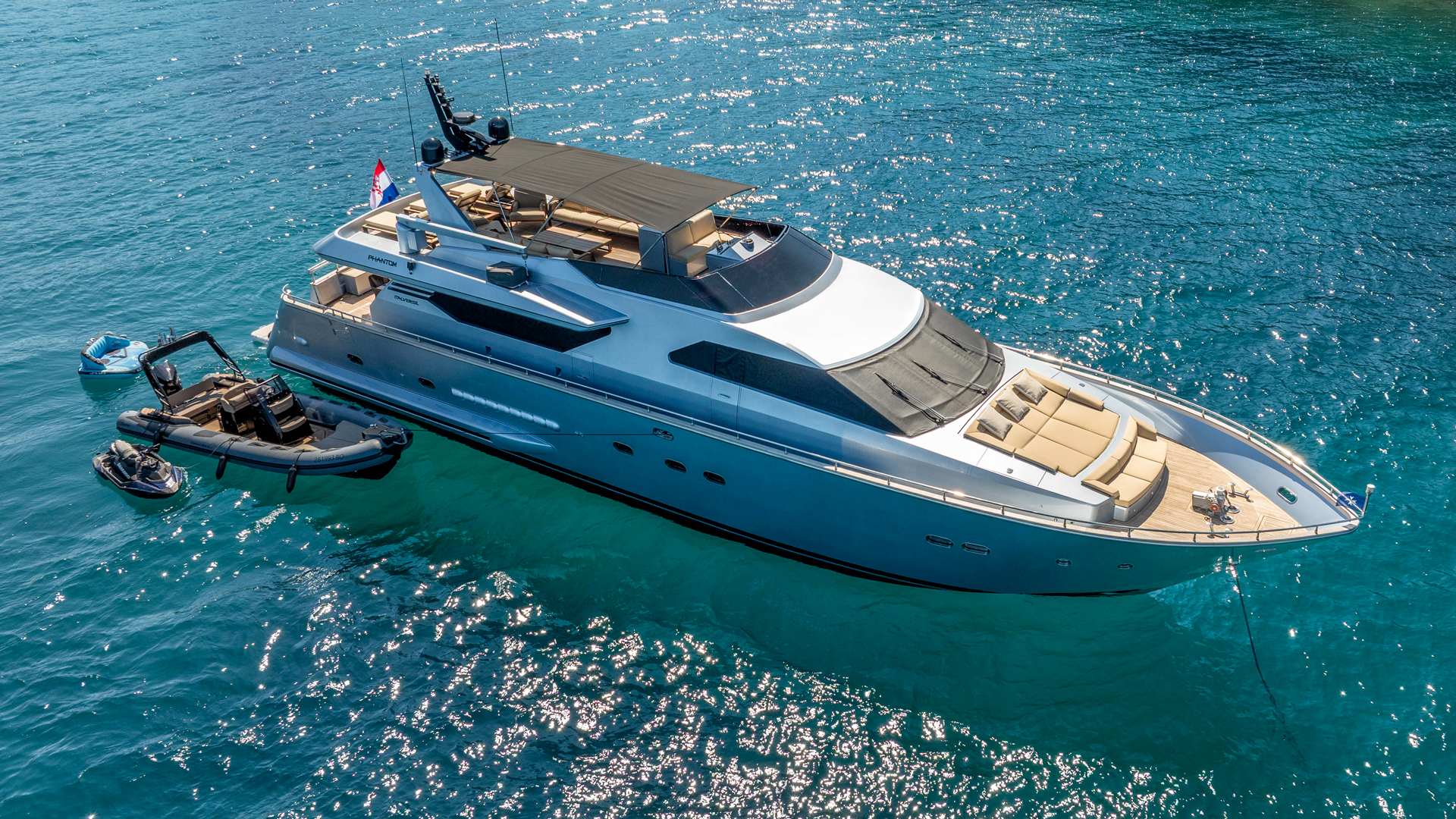 Motoryacht P — photo 8
