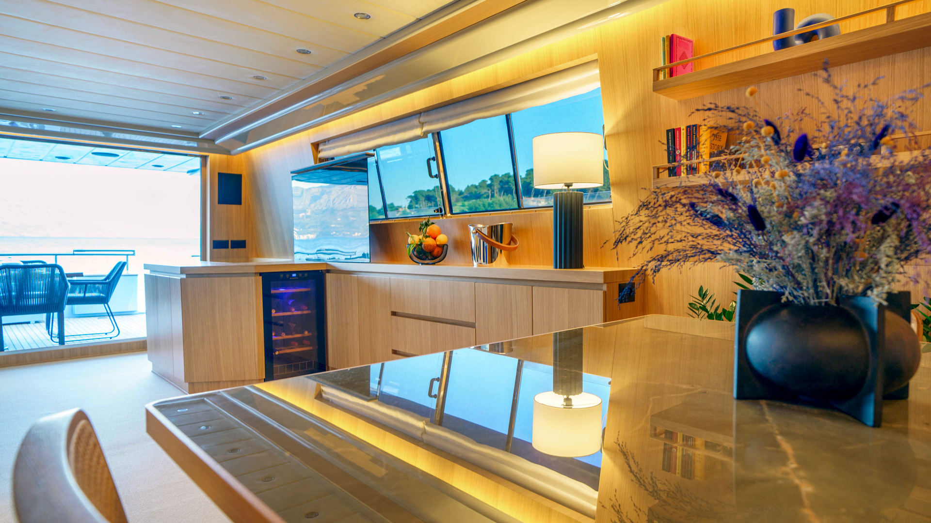 Motoryacht P — photo 21
