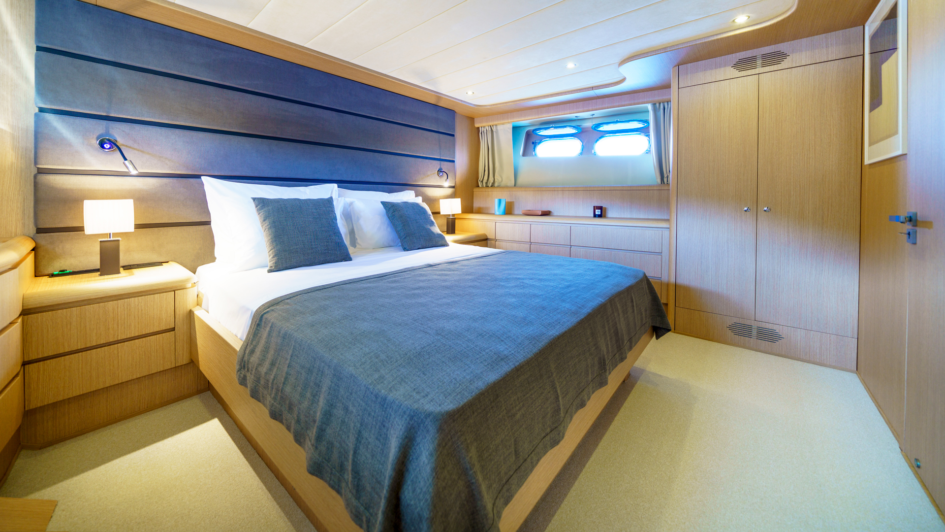 Motoryacht P — photo 31