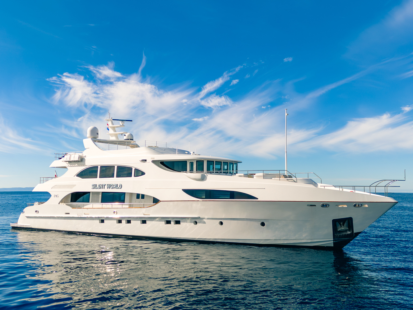 Motoryacht — photo 1