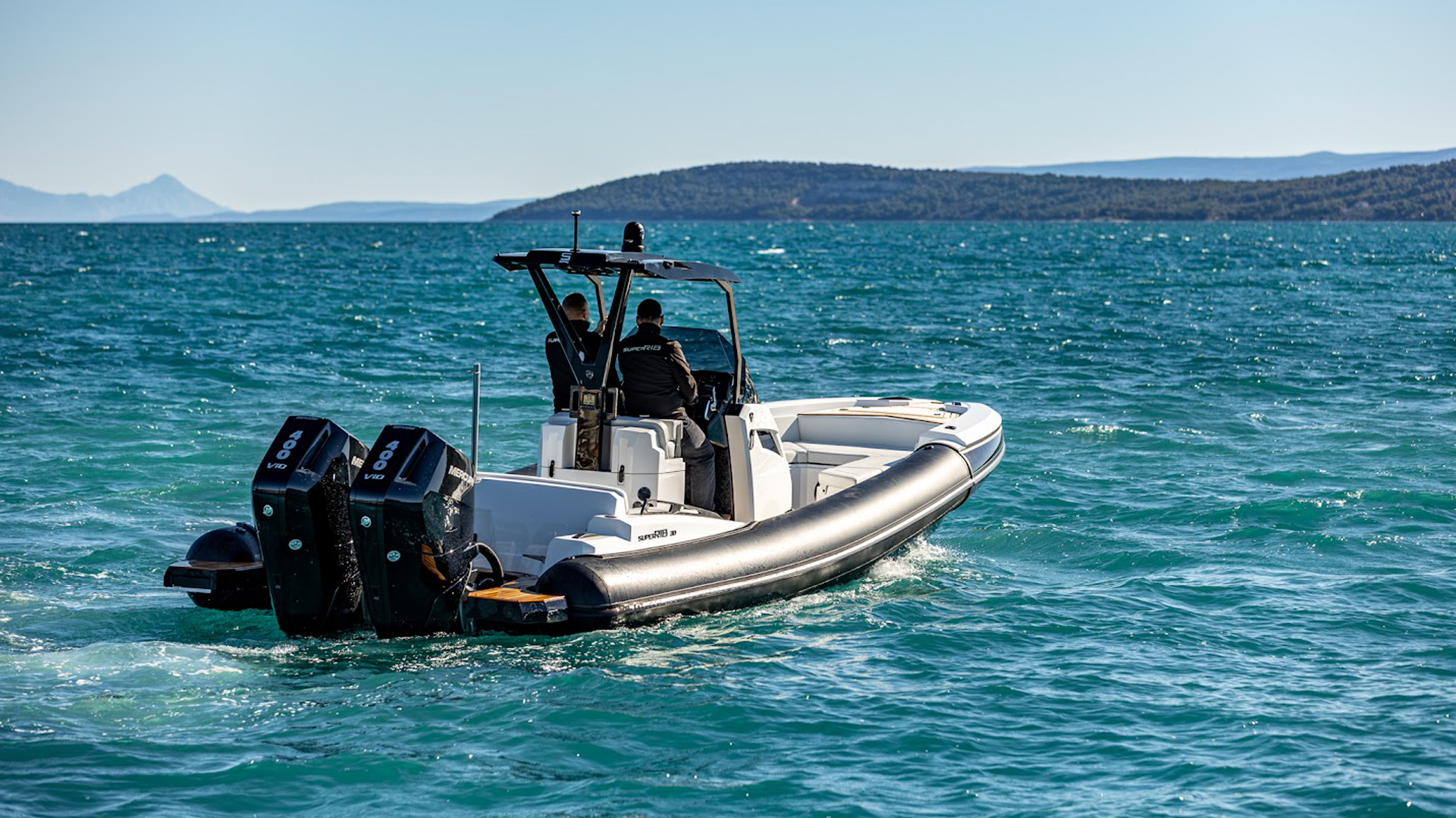 Motoryacht — photo 31