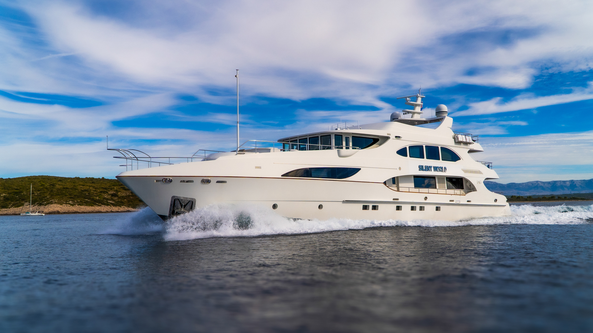 Motoryacht — photo 22