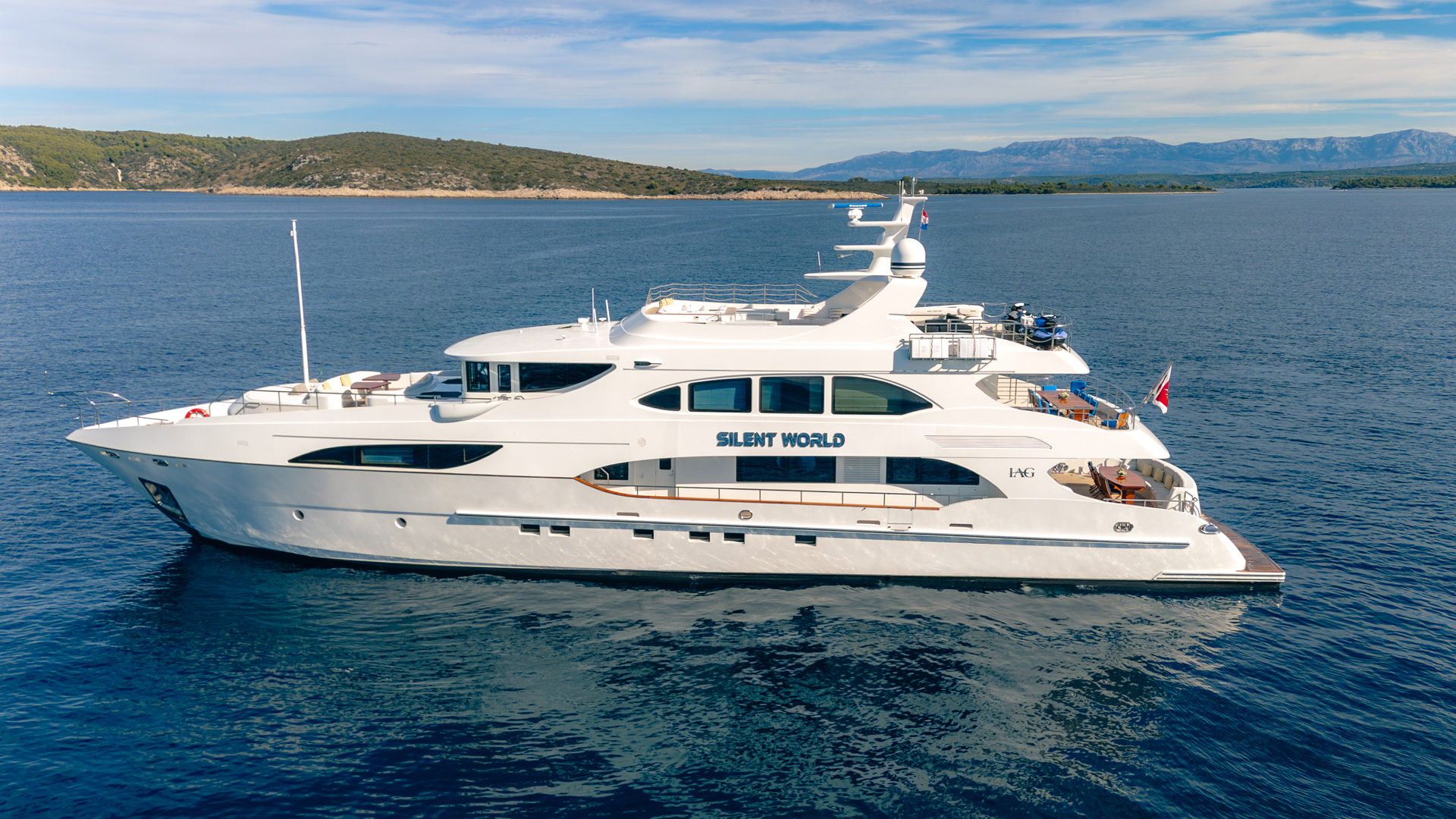 Motoryacht — photo 45
