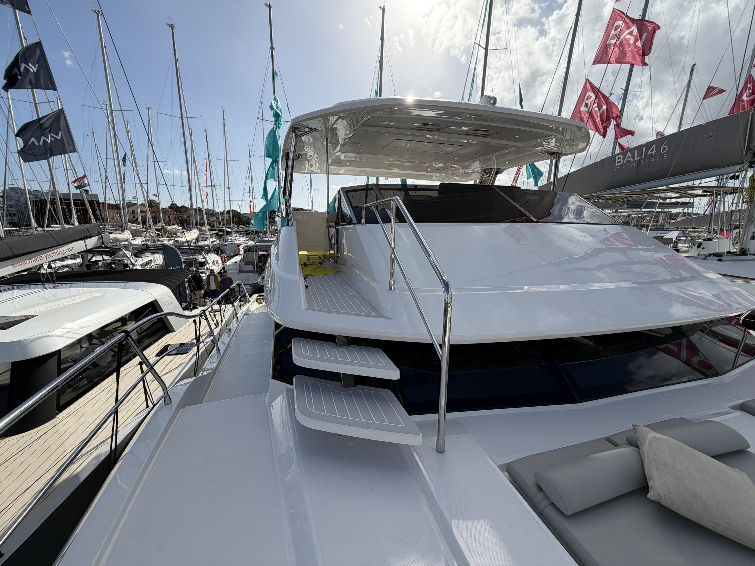 Aquila 50 Yacht — photo 8