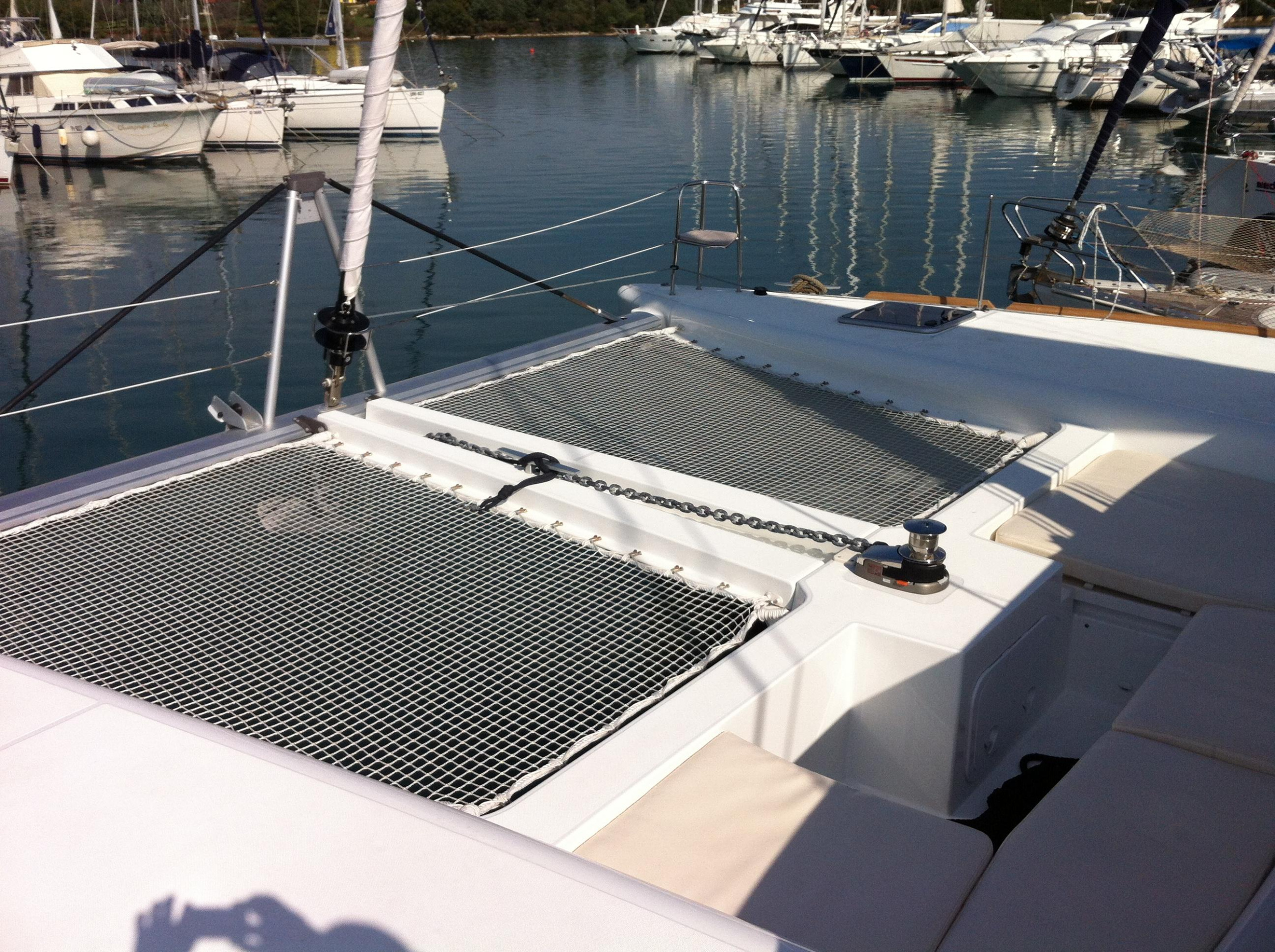 Lagoon 450 — photo 6