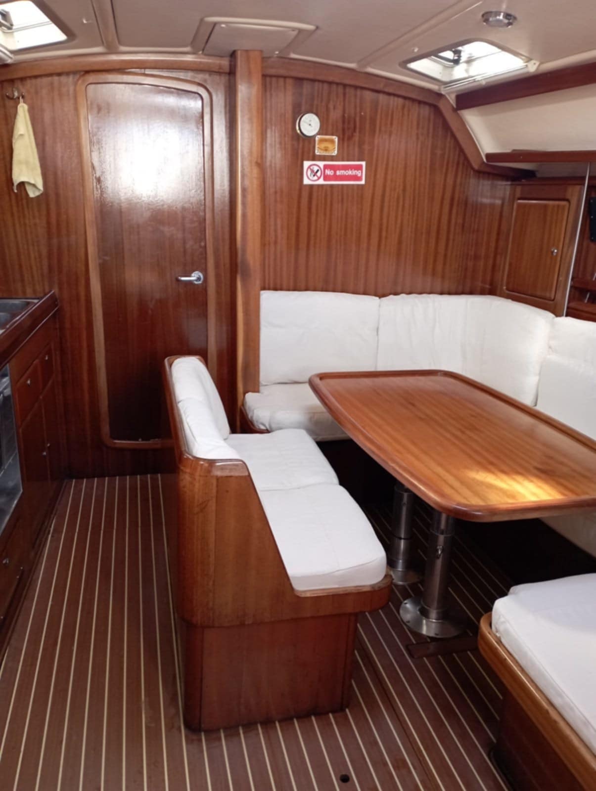 Bavaria Cruiser 40 — photo 6