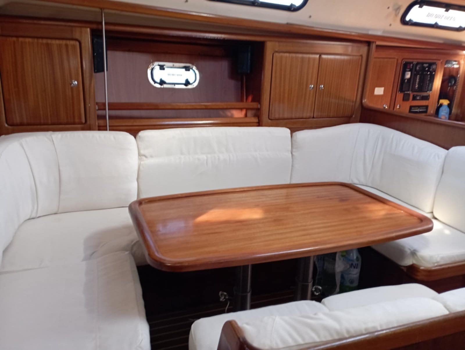 Bavaria Cruiser 40 — photo 13