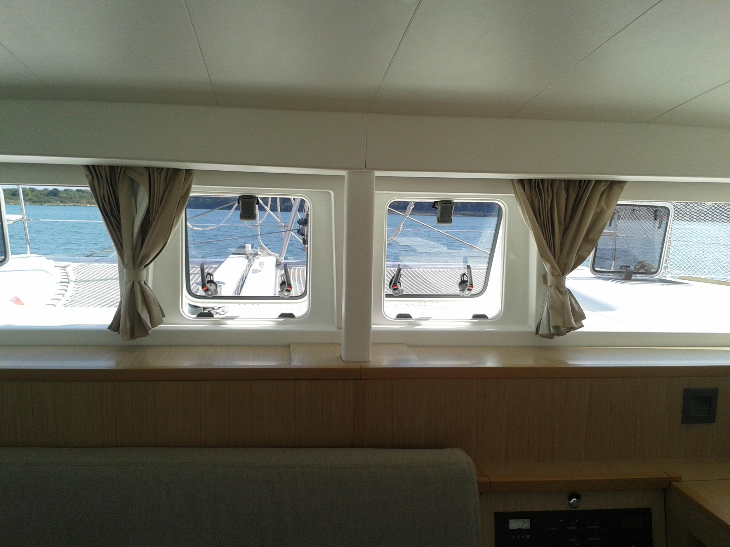 Lagoon 400 S2 — photo 8