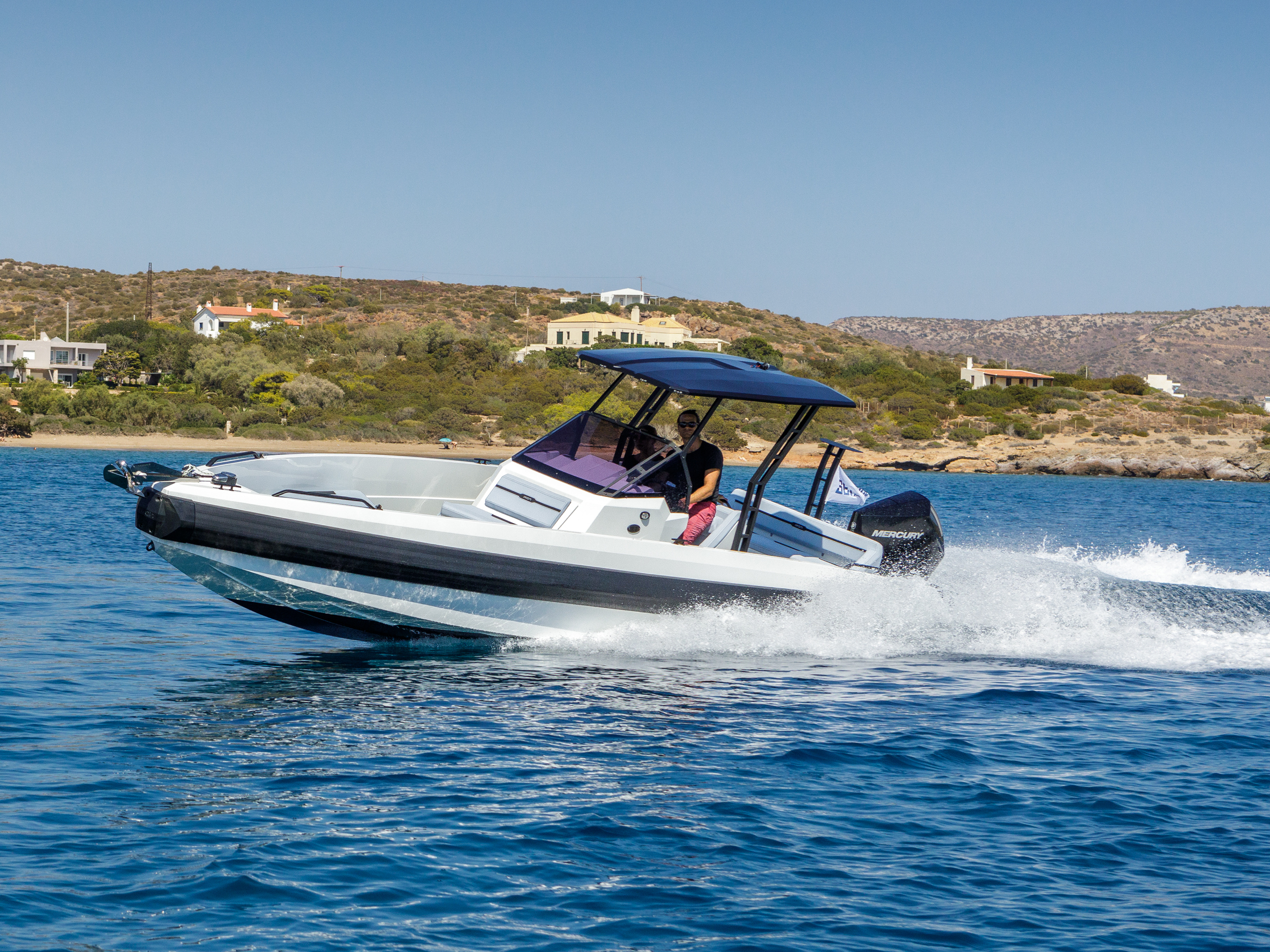 Iron 827 — photo 1
