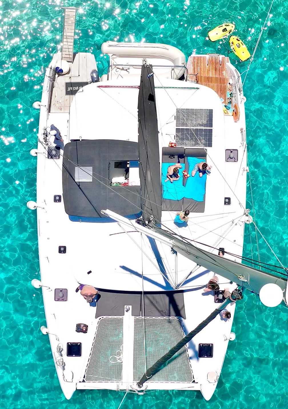 Lagoon 42 — photo 7