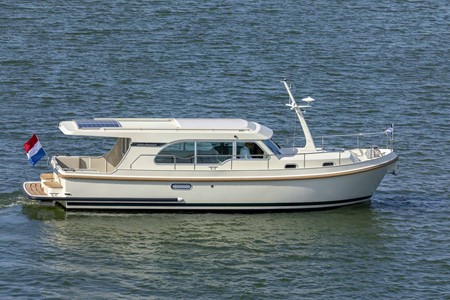 Linssen Grand Sturdy 34.9 Sedan[G] — photo 4