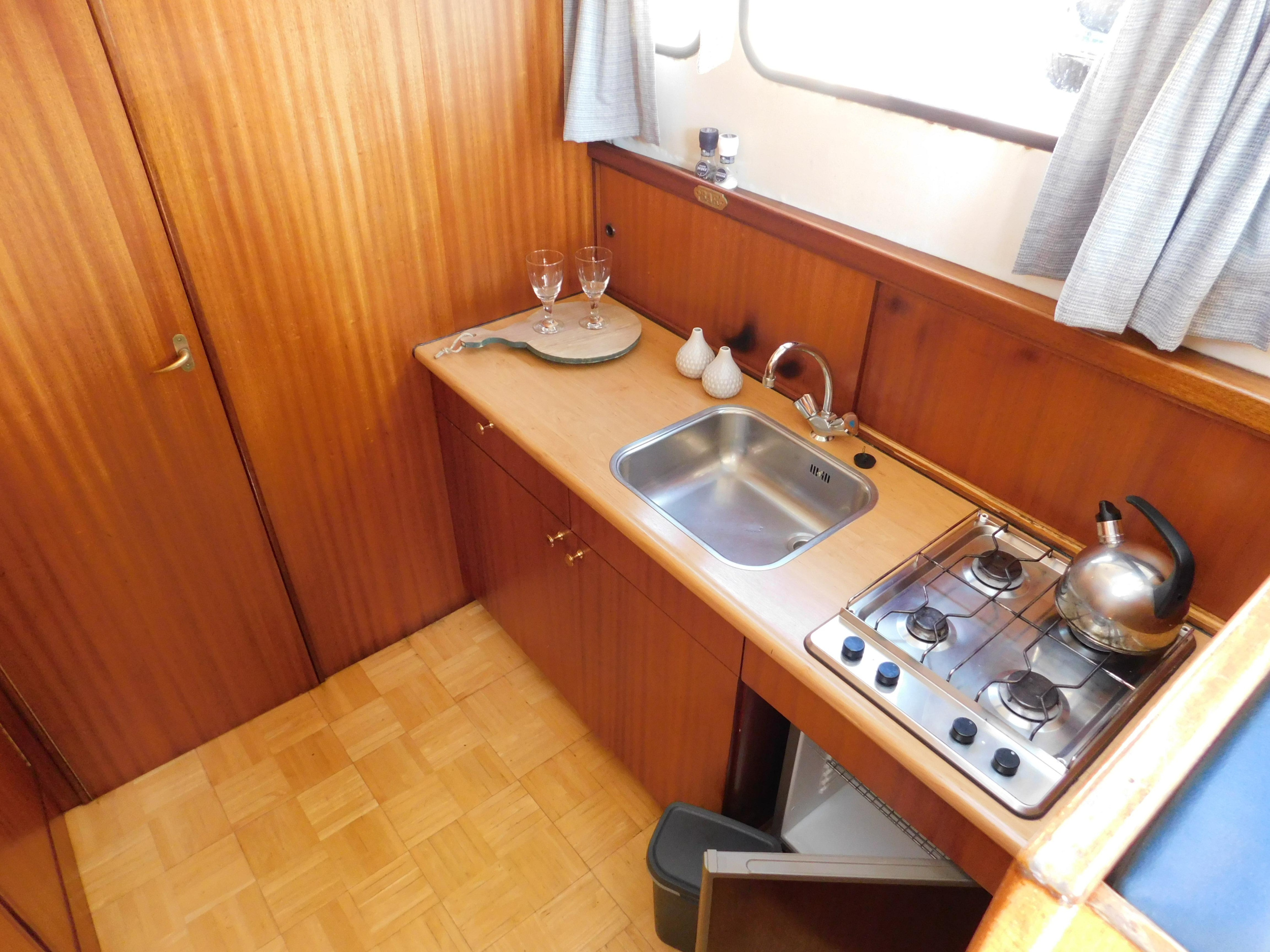 Rogger 1000 Salon — photo 3