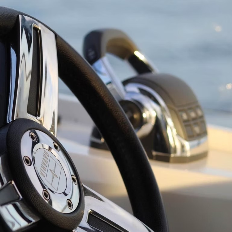 Bavaria Sport 360 Open — photo 2