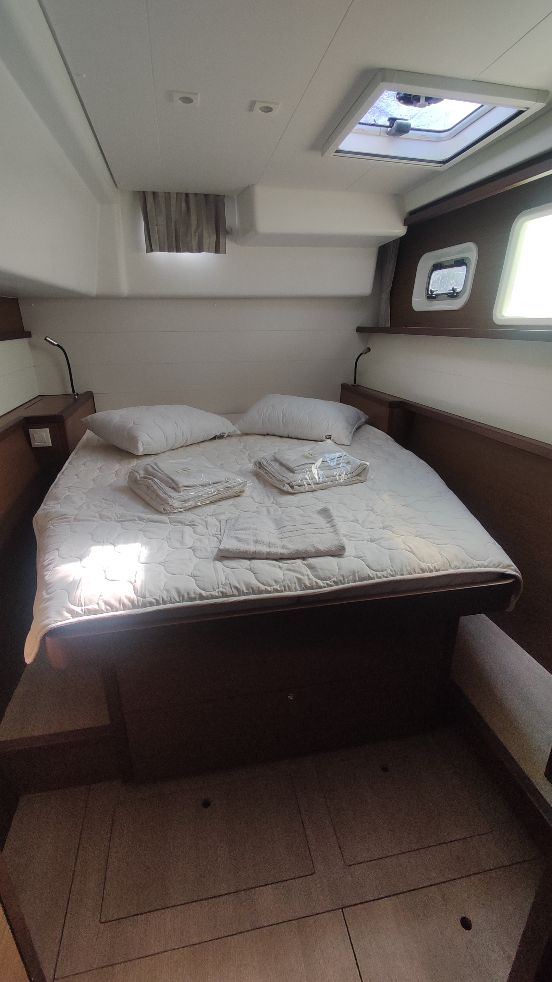 Lagoon 450 Flybridge — photo 21