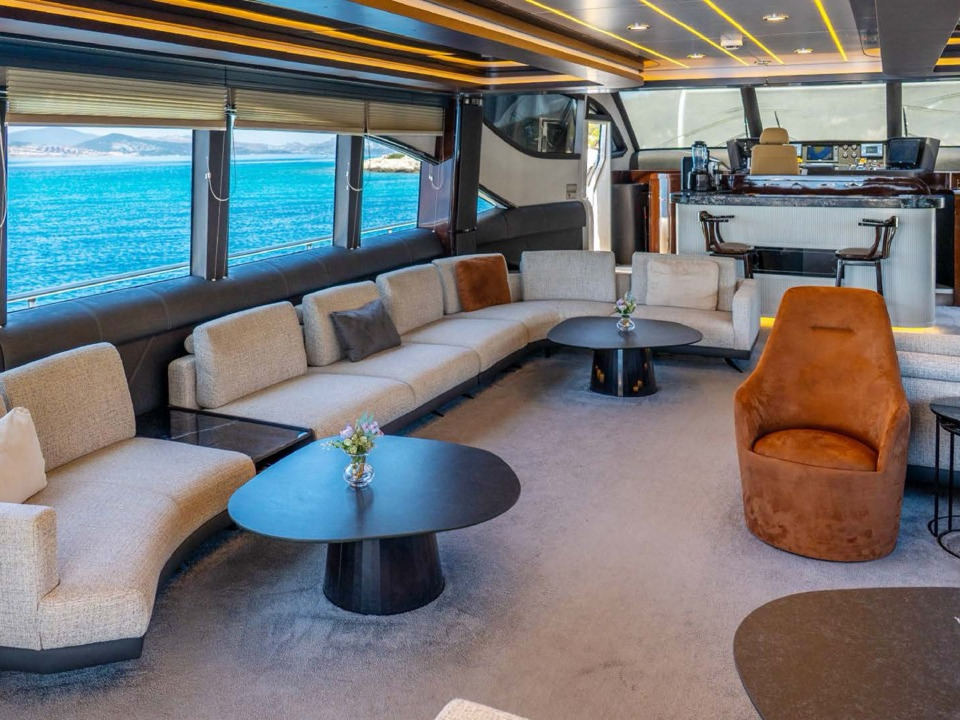 Super Luxury Motor Yacht — photo 15