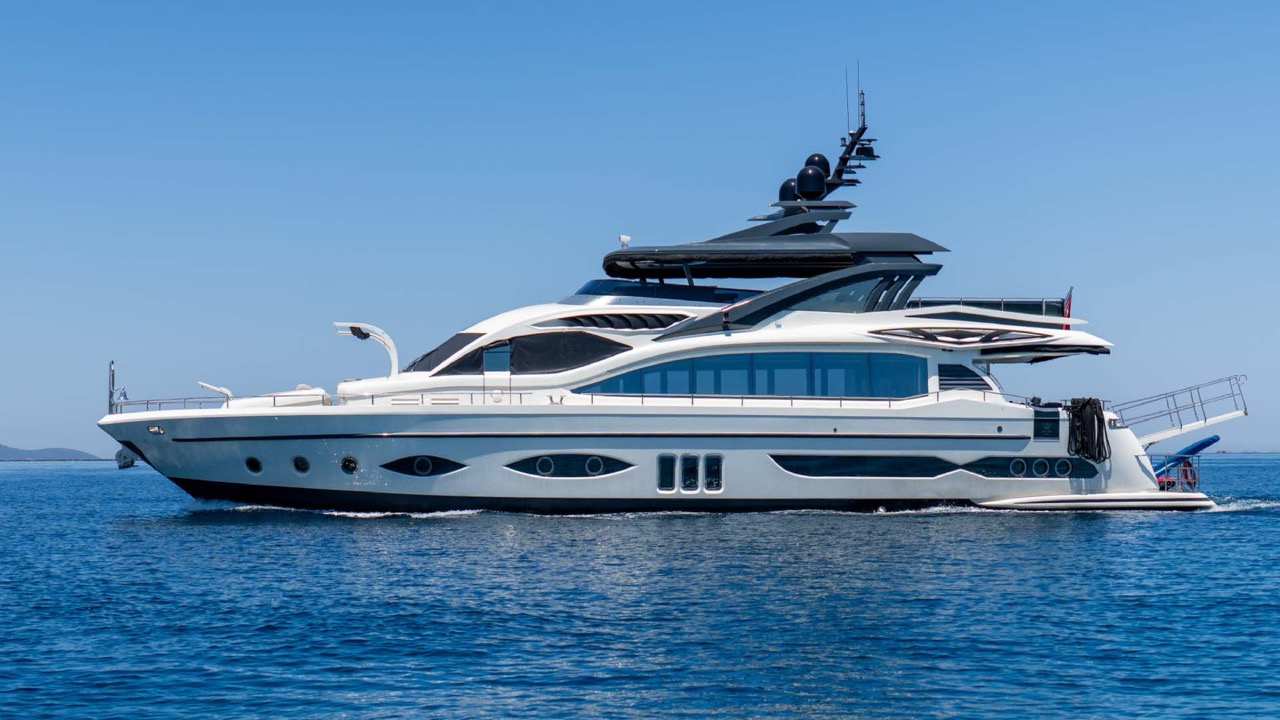 Super Luxury Motor Yacht — photo 31