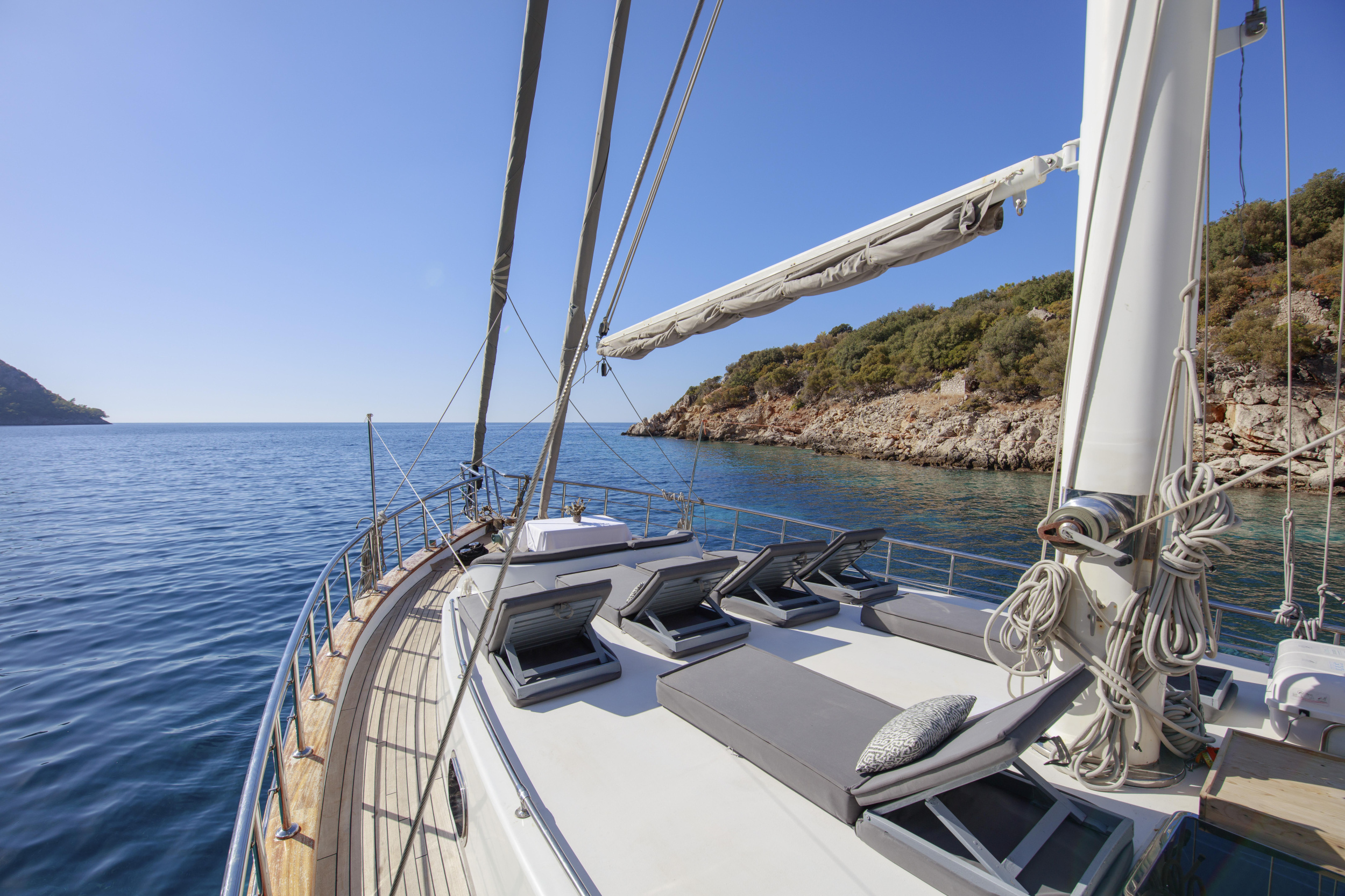 Motor Sailer — photo 37