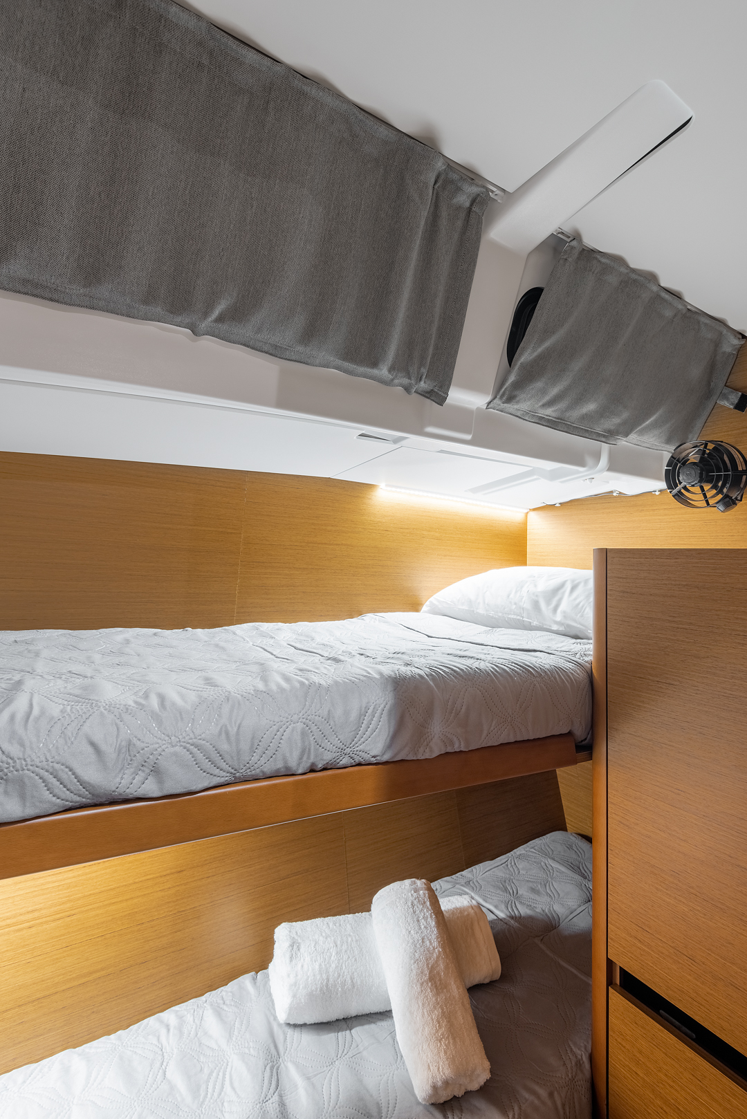 Sun Odyssey 490[G] — photo 4