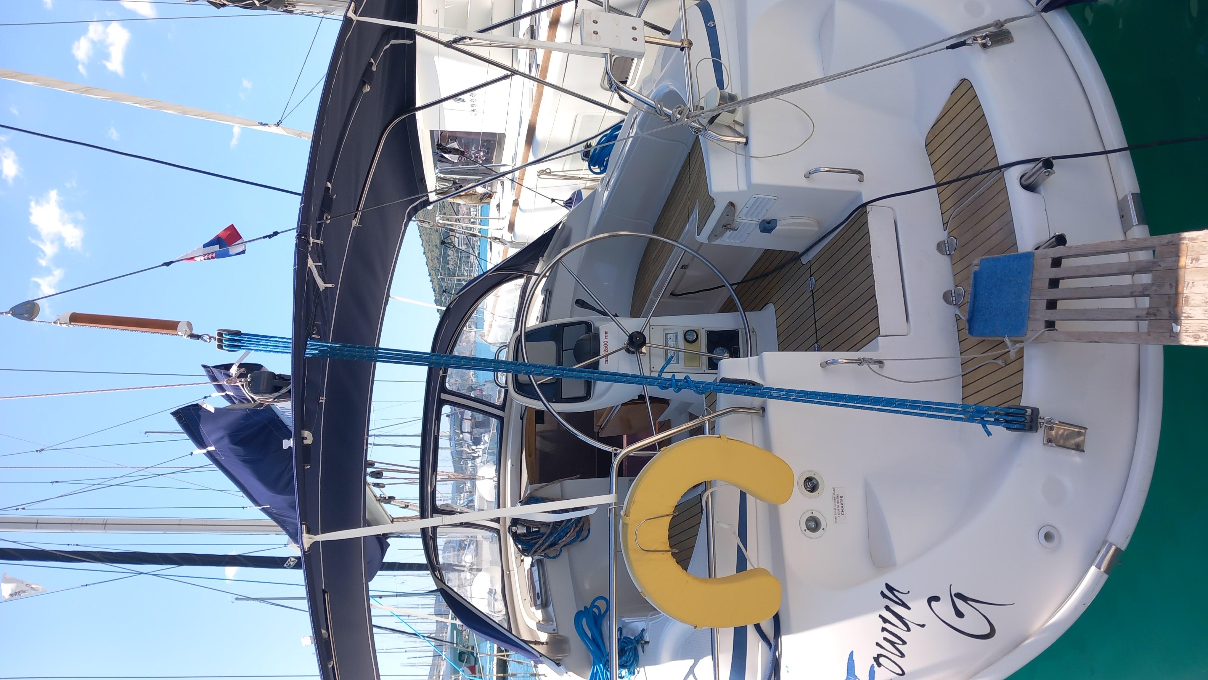 Bavaria 39 Cruiser — photo 3