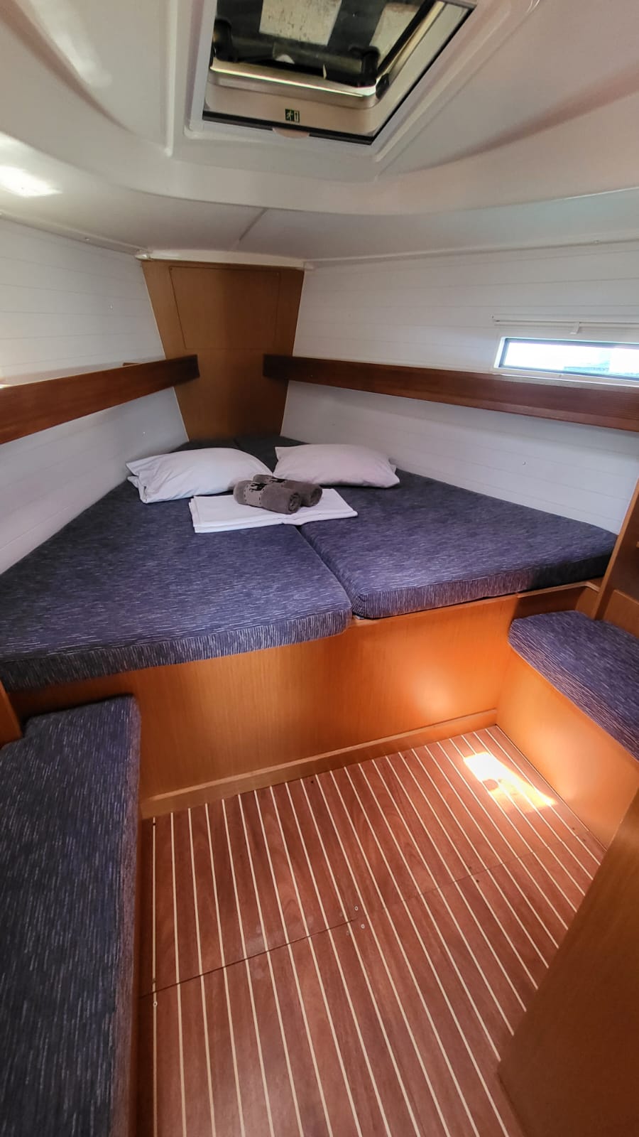 Bavaria Cruiser 36 — photo 16