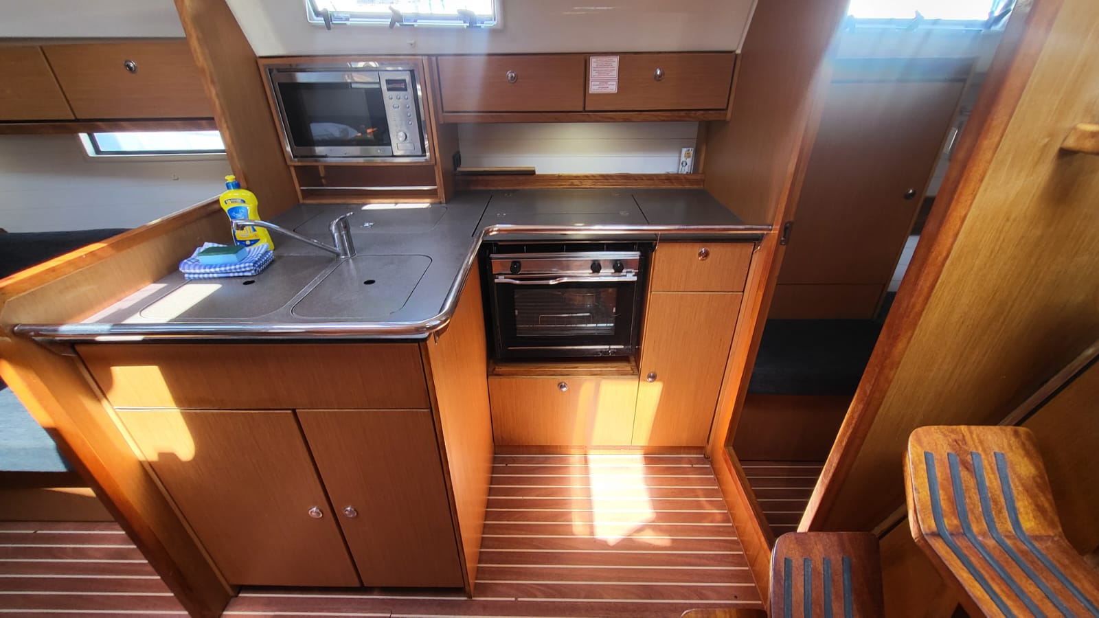 Bavaria Cruiser 36 — photo 8