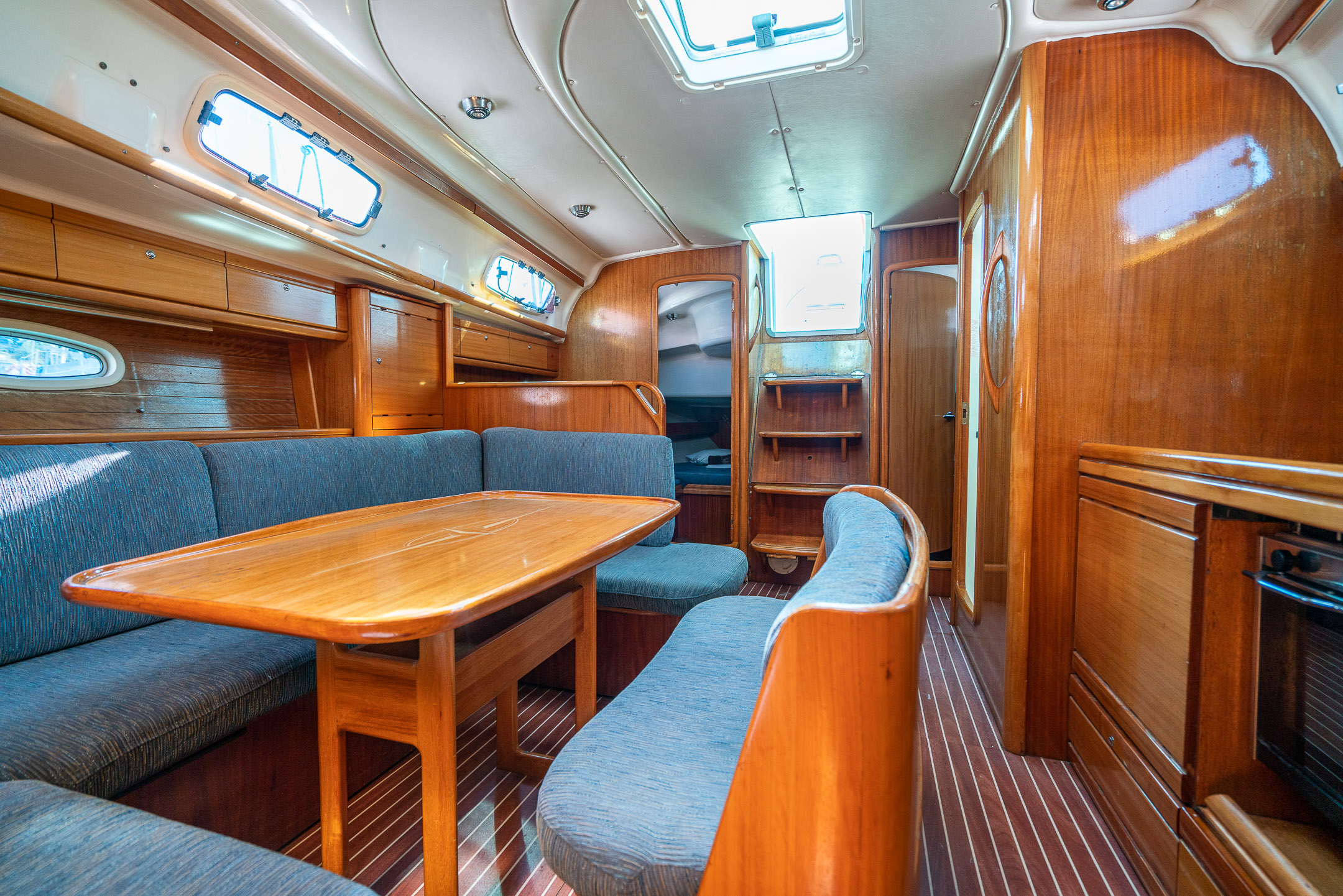 Bavaria 39 Cruiser — photo 8
