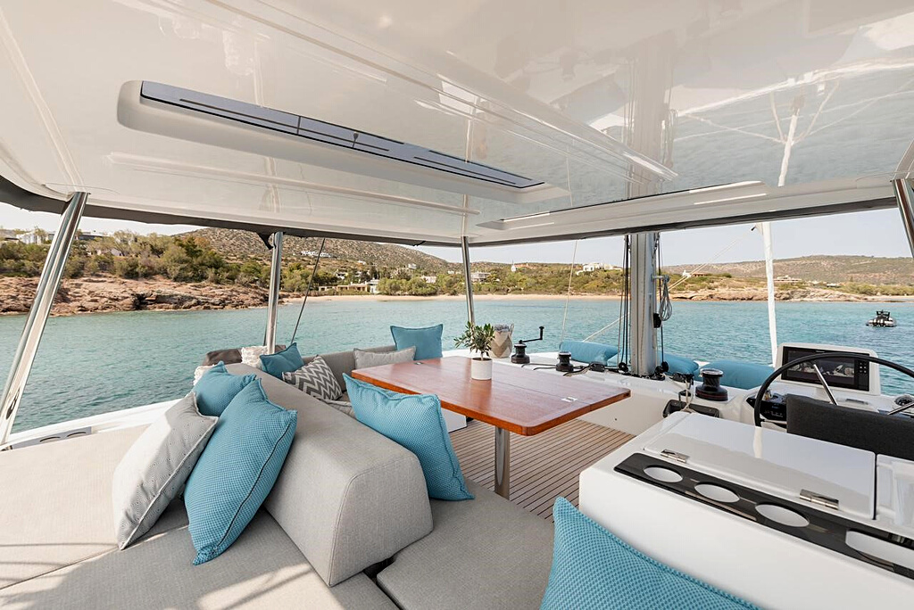 Lagoon 55 — photo 11