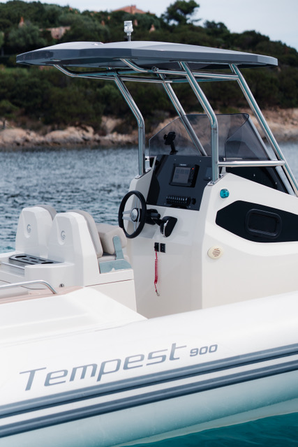 Capelli 900 Open 300 HP — photo 1
